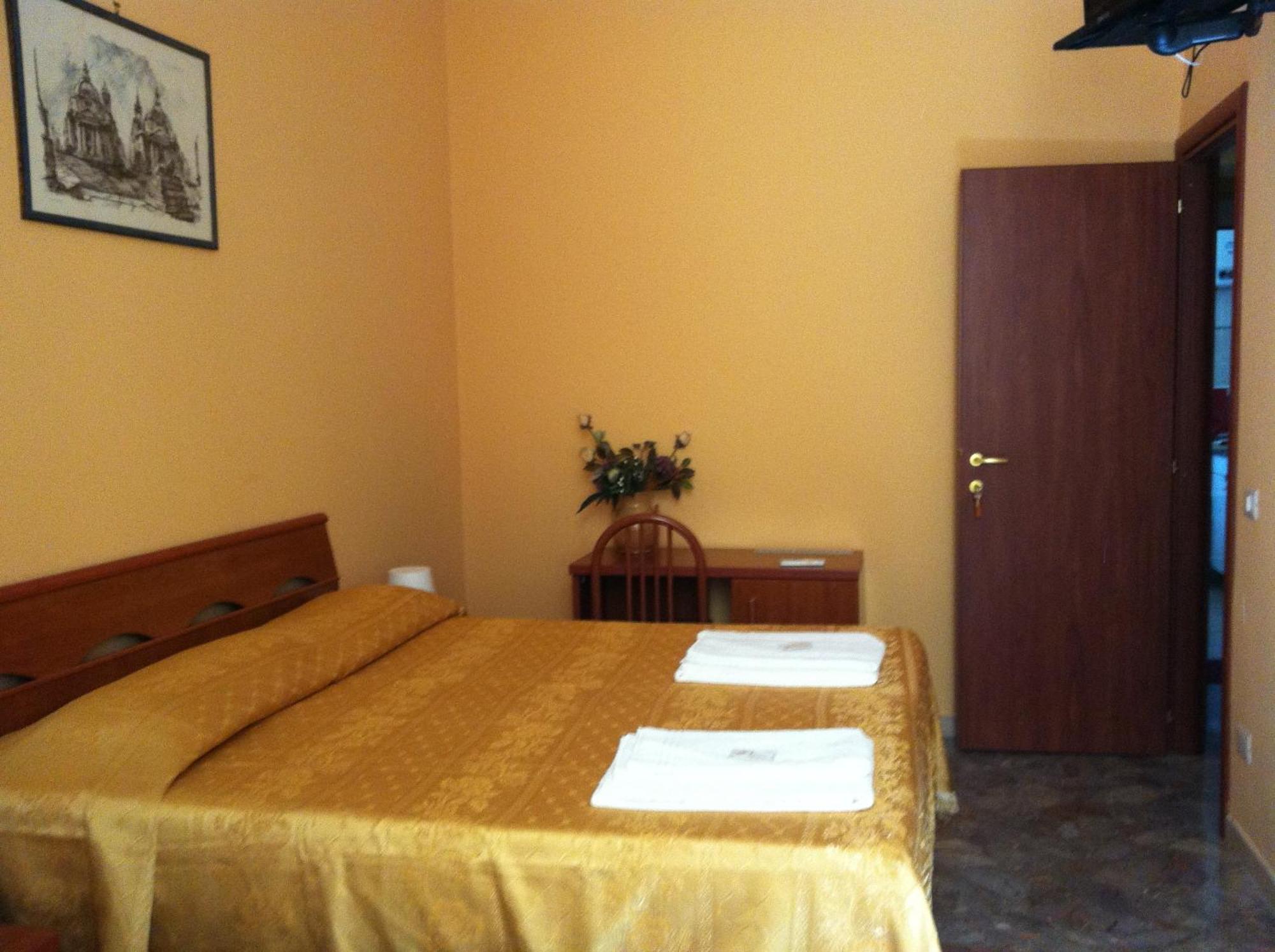 מלון רומא San Daniele Bundi House מראה חיצוני תמונה